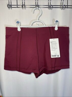 NWT Lululemon Define Micro Short, high rise *Luon, Maroon, Size XL
